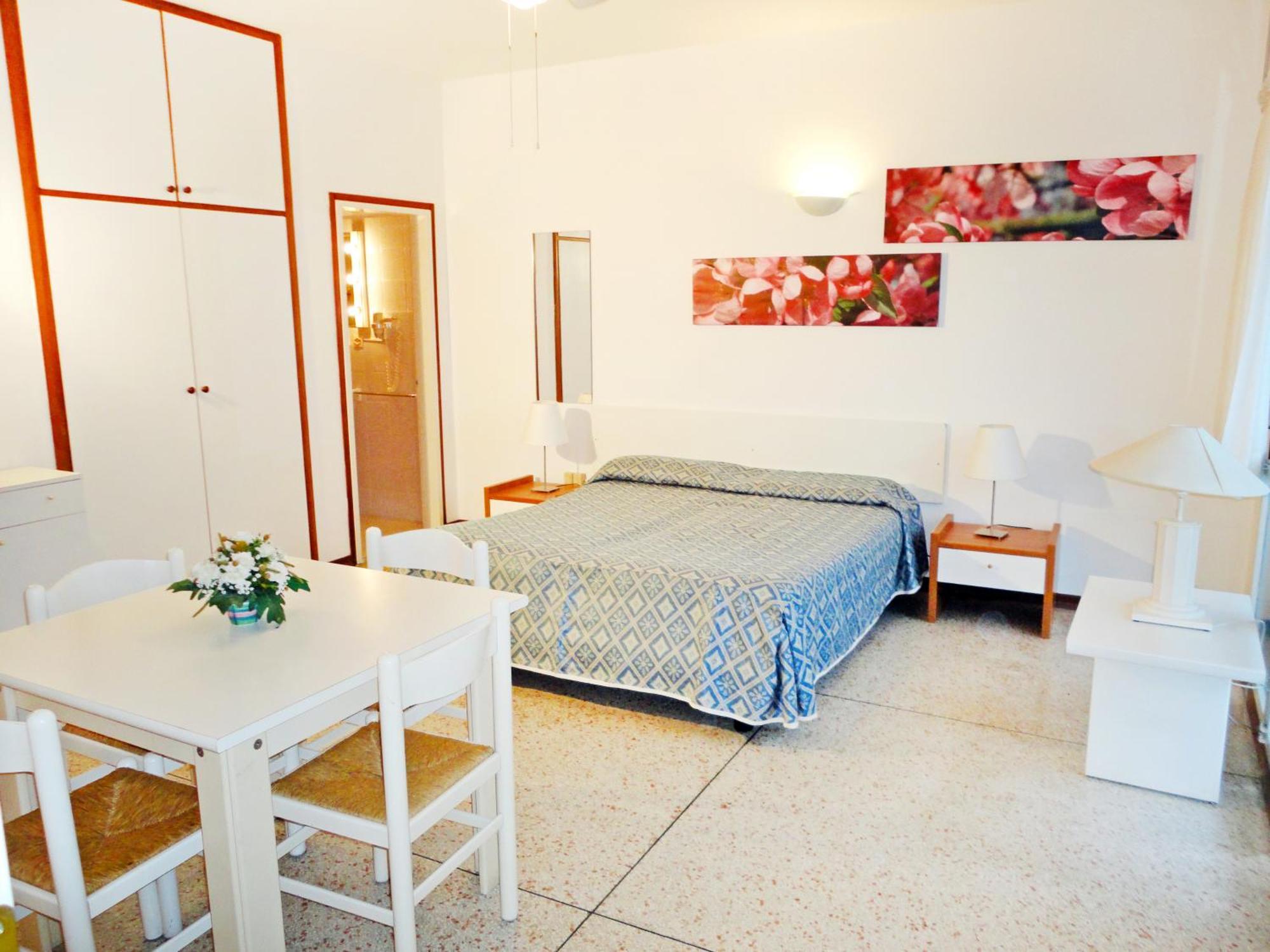 Yachting Residence Lignano Sabbiadoro Habitación foto